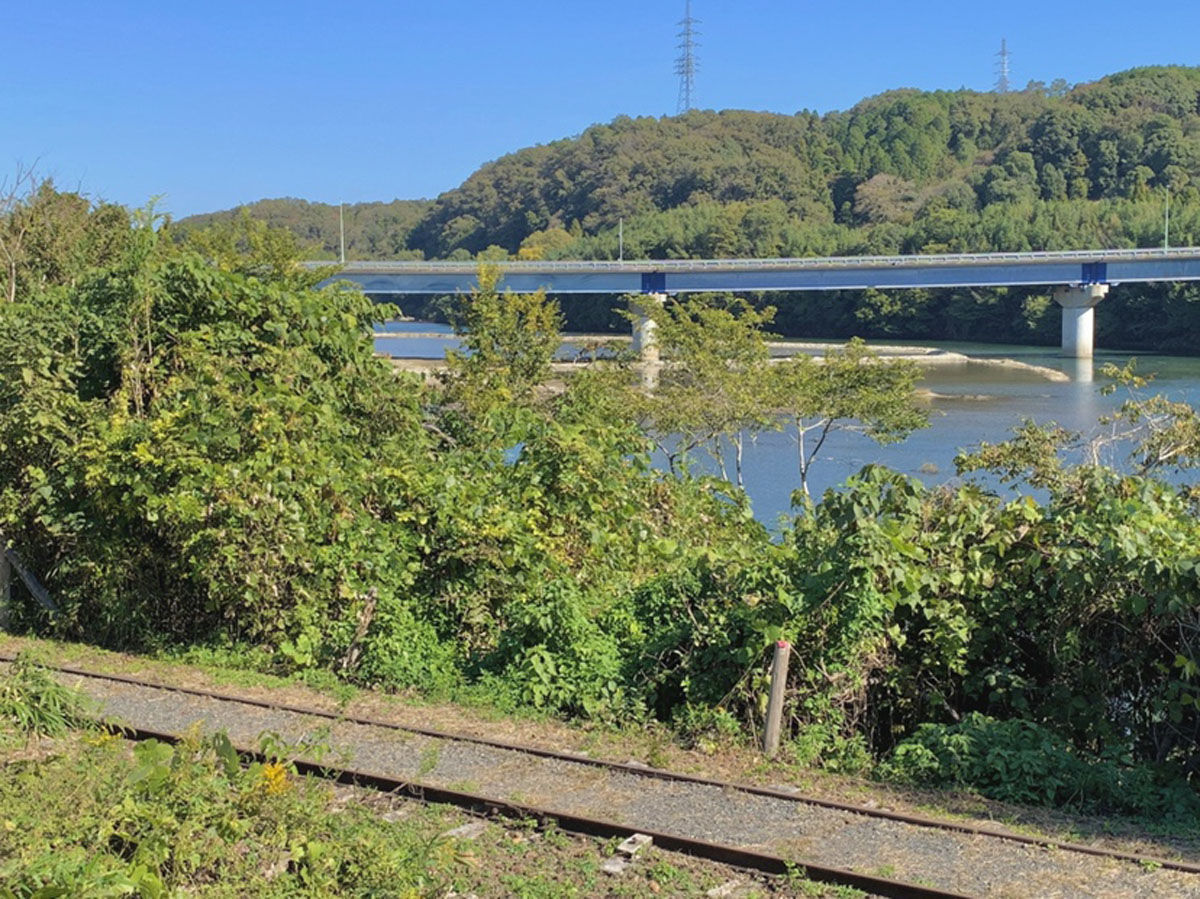 旧飯田街道の史跡と名鉄三河線廃線路を散策ウォーキング