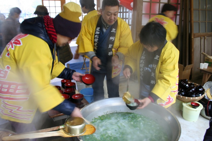 足助八幡宮七草粥