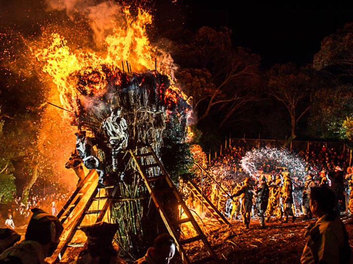 鳥羽の火祭り
